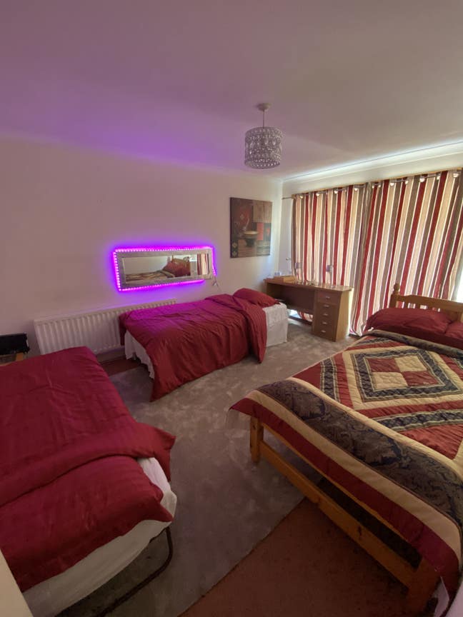 King Sized Luxury Room in Chatham Main Photo