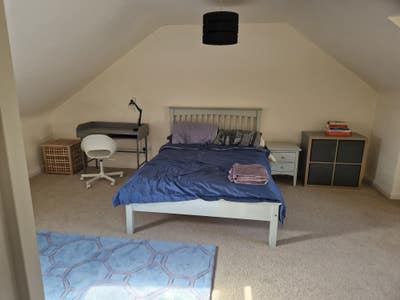 Double Room in Exeter Main Photo