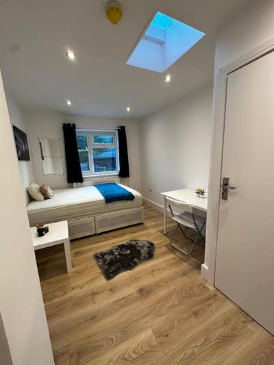 🩵 Lovely Ensuite to Let in Hayes  Main Photo