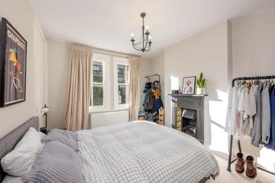 Large Double Bedroom Main Photo