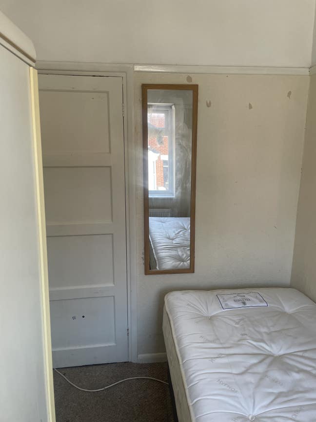 Single room for rent Main Photo