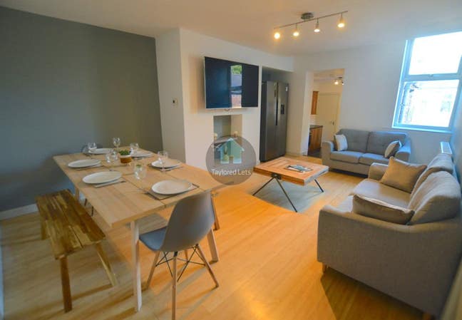 1 Bedroom Available to Rent in Heaton  Main Photo