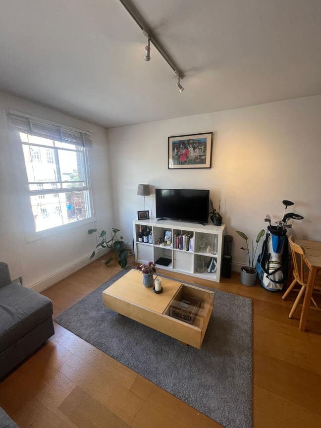 Modern 1 bedroom apartment in the heart of Hoxton  Main Photo