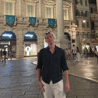Student Male seeks a double room Main Photo