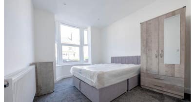 Rooms Near Walsall Hospital & Shopping Centres WS2 Main Photo
