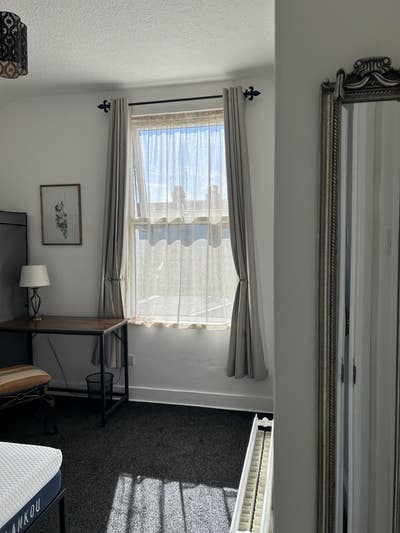 Bright Clean & Tidy Double Room in Westcliff Main Photo