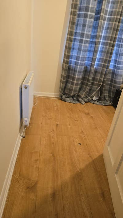 41 Dagenham Heathway Main Photo