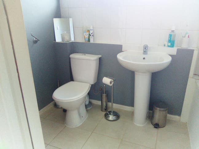 Lovely double room for rent Main Photo
