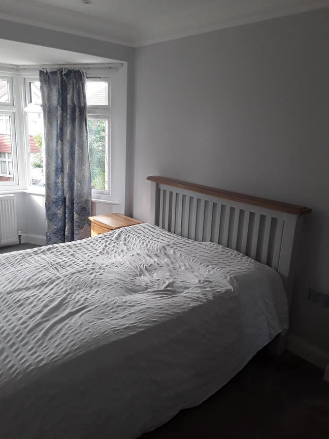 Double room newly Refurbished house Main Photo