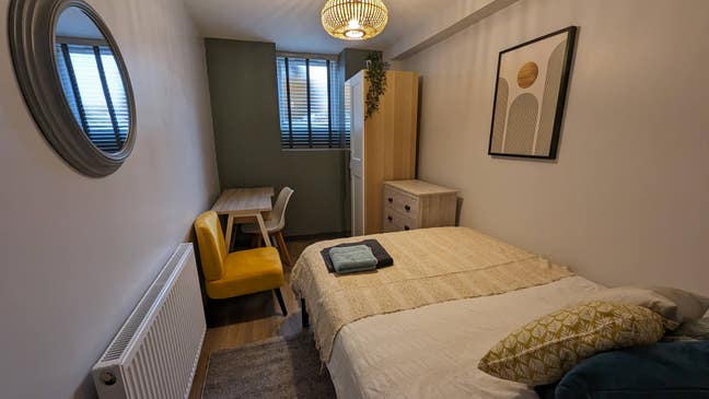 Luxury co-living*REDLAND*Double ensuite*Bills inc Main Photo