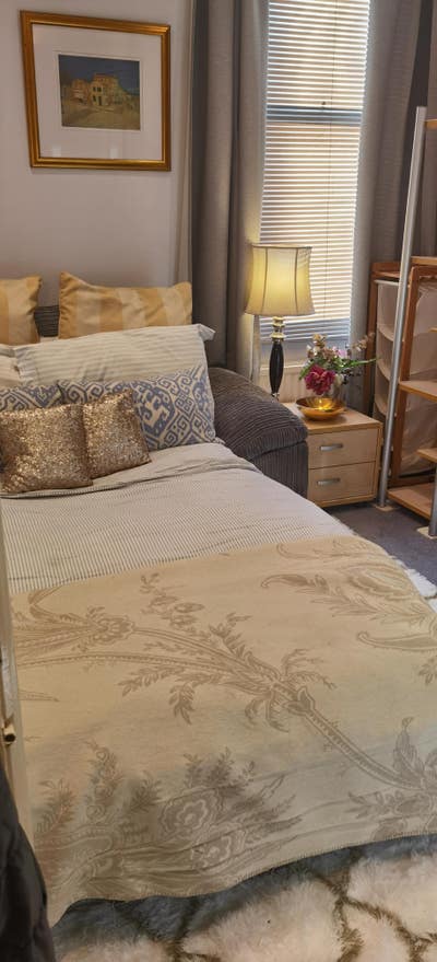 Lovly Dble Rm at &pound;1000p.cm. 'inc bills' in Fulham  Main Photo