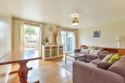 3 bed house on Westlands Terrace Clapham South Main Photo