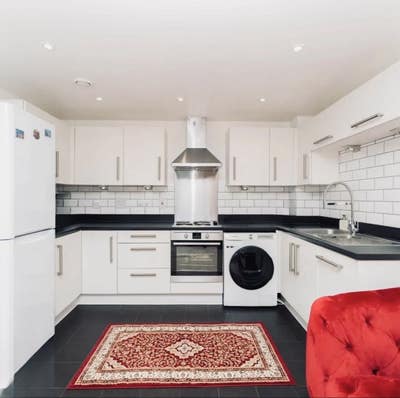 Two bed flat to rent Main Photo