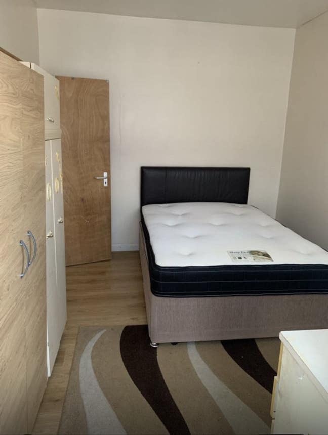 Fully furnished 1 bedroom flat Main Photo