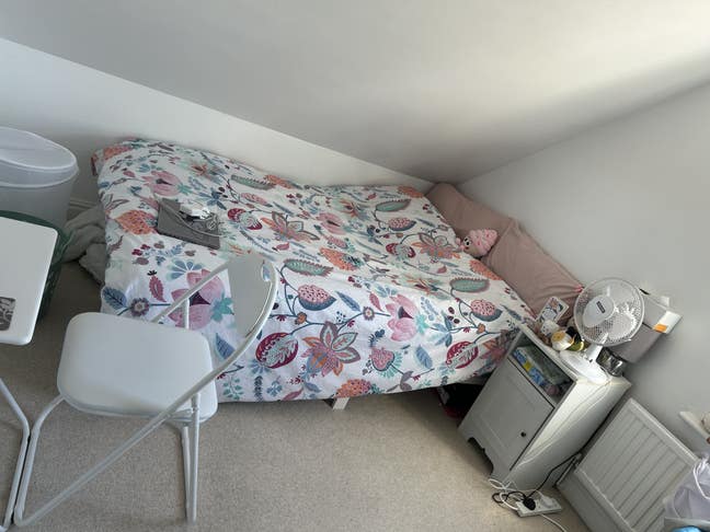 Double Room to let in Quiet Cul-de-sac Main Photo