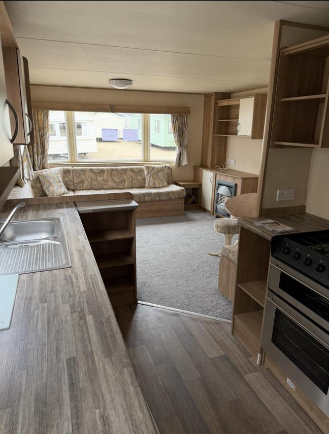 Modern Mobile home  Main Photo