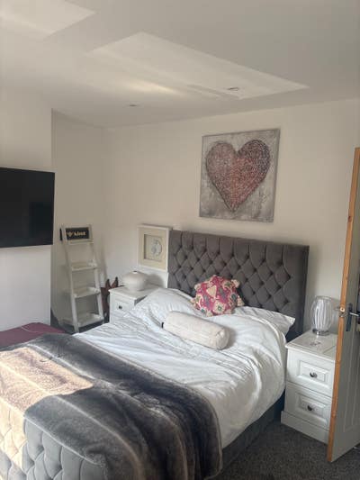 Double room fully furnished Main Photo