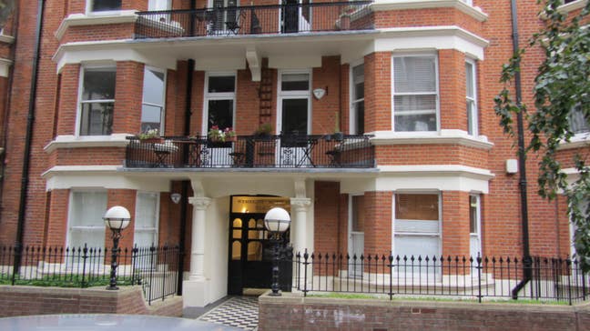 Furnished Room w/ Double Bed in Elegant Maida Vale Main Photo