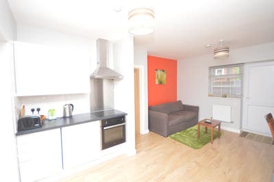 Large Double Ensuite Room in Catford Main Photo