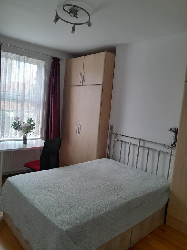 Double Room Near Station Main Photo