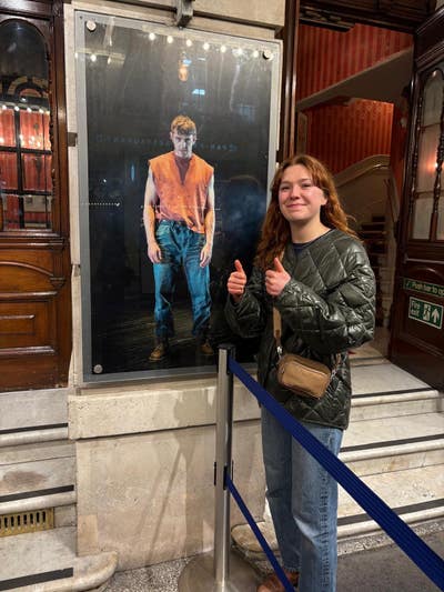 I'm looking for a house or flat to share with... Main Photo