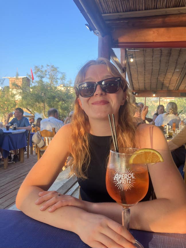 I'm looking for a house or flat to share with... Main Photo