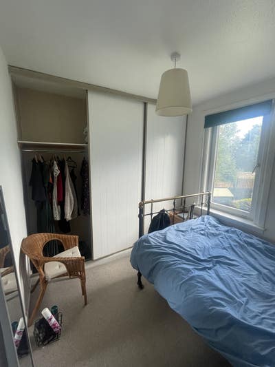 Double bedroom available in a 2-bedroom flat  Main Photo