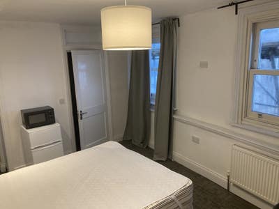 Double Room with En-Suites - Direct Sea Views Main Photo