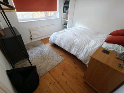 Furnished double room Main Photo