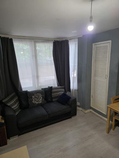 Spacious Studio Room for Rent in Peckham SE5! Main Photo
