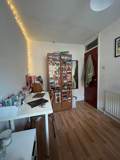 Waterloo double bedroom available Main Photo