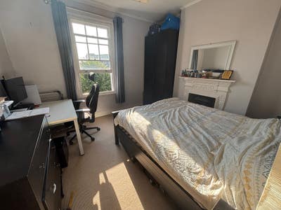 Large double room in Balham  Main Photo