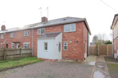🏠 Newly Refurbished House-Share | Near Horton Main Photo
