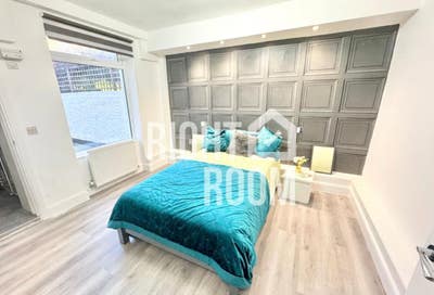 Appealing Studio | 5mins to St - Close to Shops Main Photo