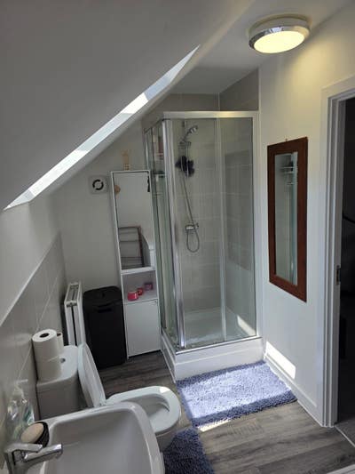 Room with en suites  Main Photo