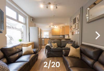 Fun, sporty and entertaining household  Main Photo