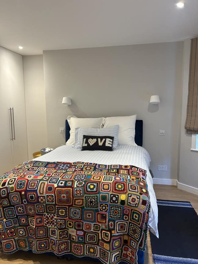 Centrally located flat Main Photo