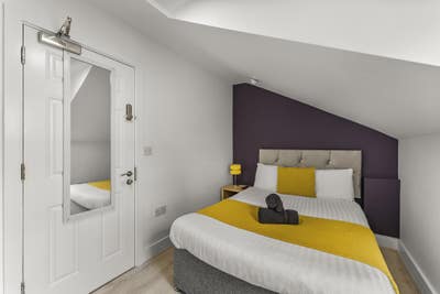 Double Room, Town Centre, Available 12th August Main Photo