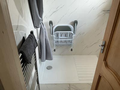 Single room in posh area  Main Photo