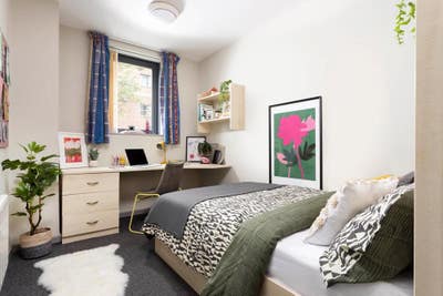Piccadilly Point student accommodation Main Photo