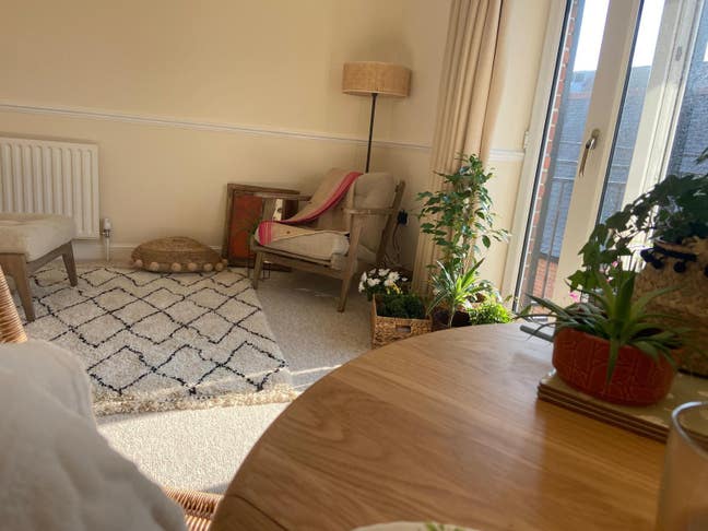  Ensuite Double bed with a sea view on Poole Quay Main Photo