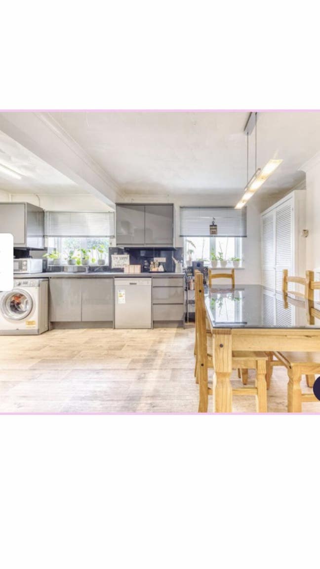 LARGE Double Bedroom available now  Main Photo