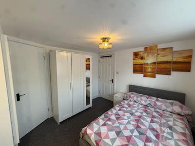 *Brand New* Fully Furnished Studio *All Bills Incl Main Photo