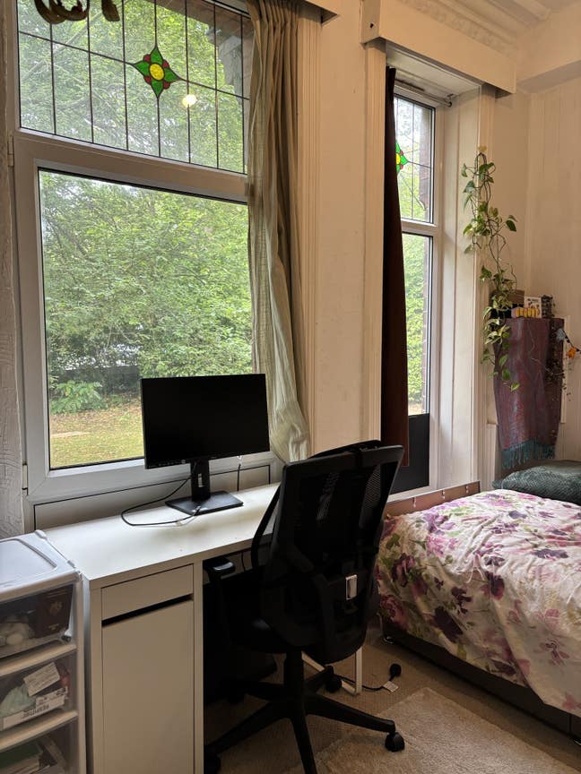 Room to rent in Meanwood Main Photo