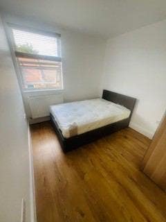Double Bedroom £840 - Shared Hmo Main Photo