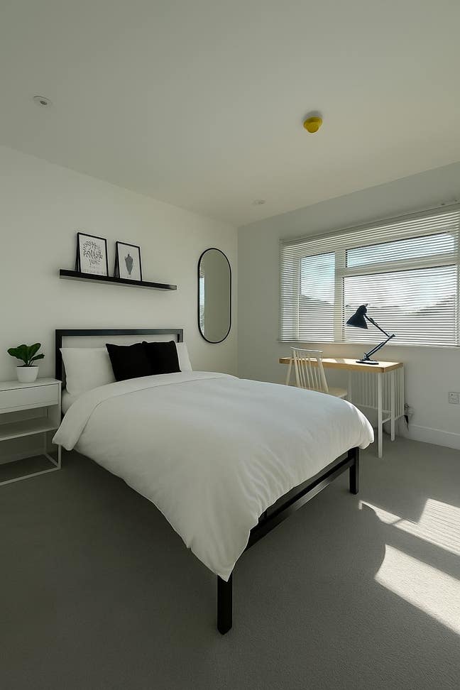 🌟New Studio Style - Ensuites + Kitchenettes + 🚗 Main Photo
