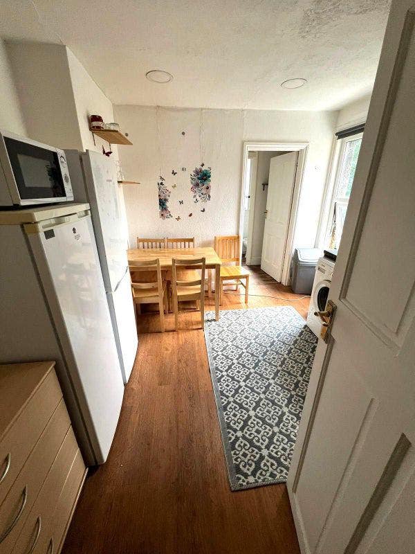 Nice 3 Bedroom Flat In East Finchley Main Photo