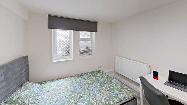 ONLY £499 pm En-suite Rooms close to city centre Main Photo