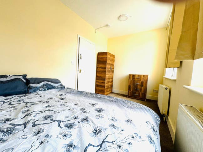😍Harrow Affordable Room Available Now😉 Main Photo