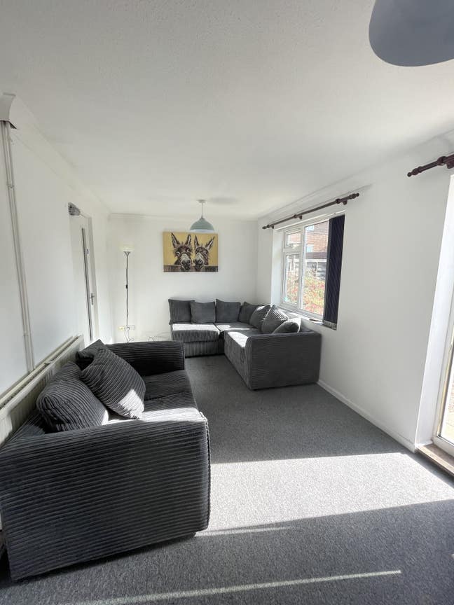 Professional Rooms Near Nnuh and Uea Main Photo